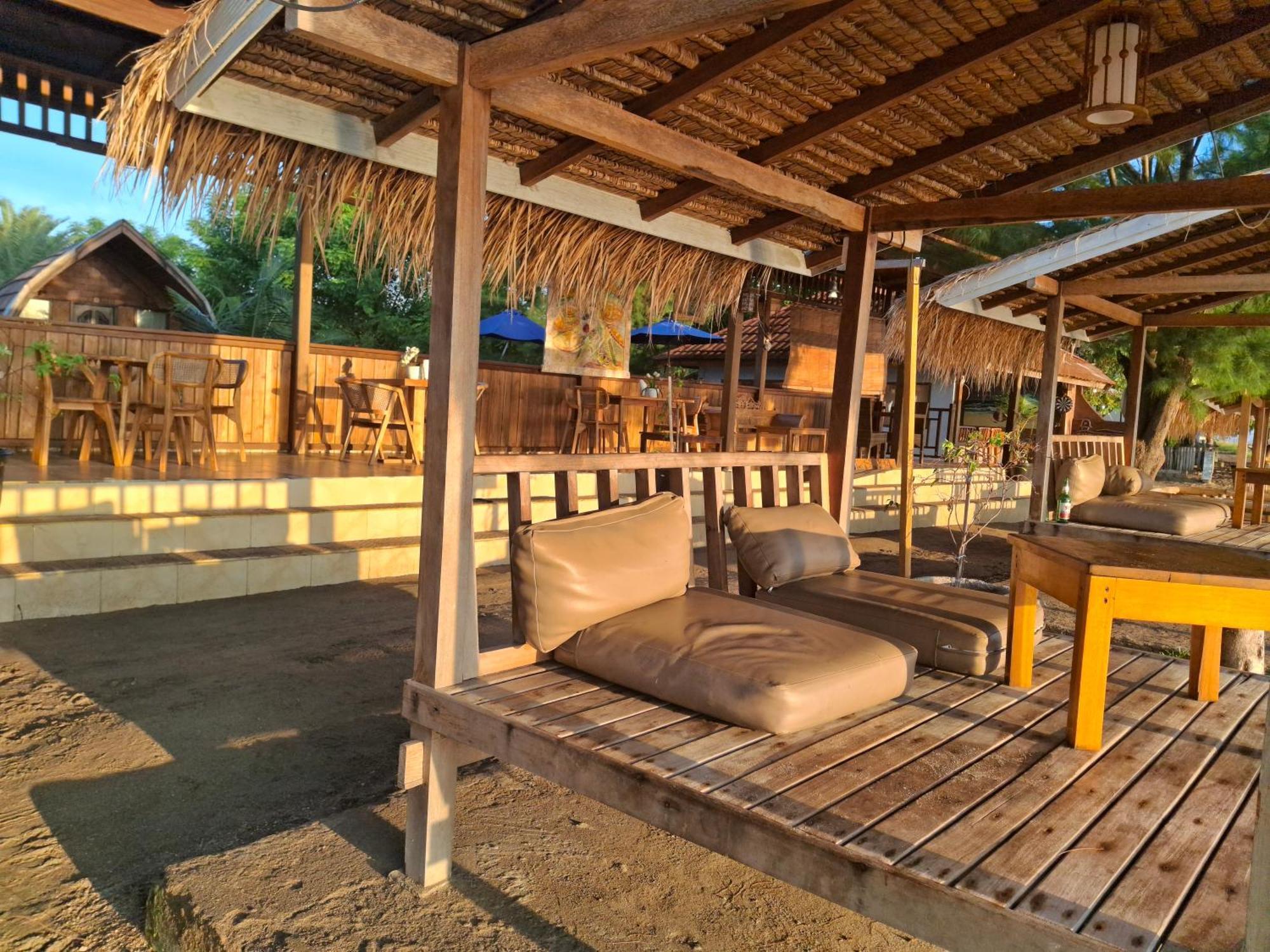 Gusung Indah Bungalow Гили-Эйр Экстерьер фото